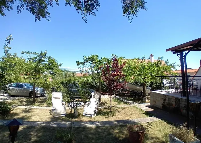 Jeni's Hébergement de vacances Nea Irakleia
