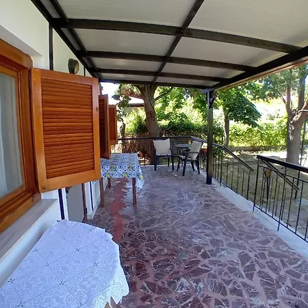 Jeni's Nyaraló Néa Iráklia