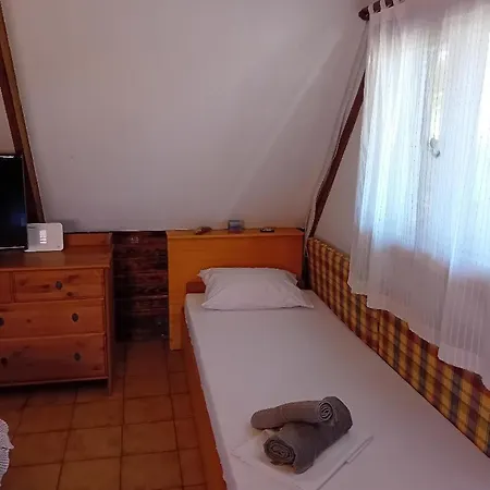 Nyaraló Jeni's Néa Iráklia