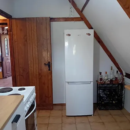 Nyaraló Jeni's Néa Iráklia