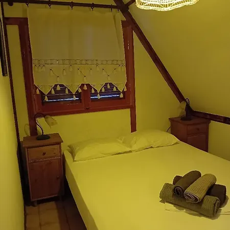 Nyaraló Jeni's Néa Iráklia